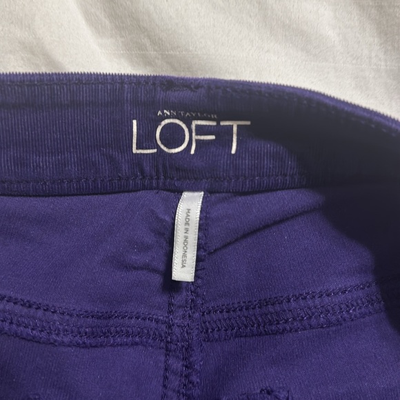 LOFT - Super Skinny Purple Corduroys - Size 28/6 - Picture 5 of 7